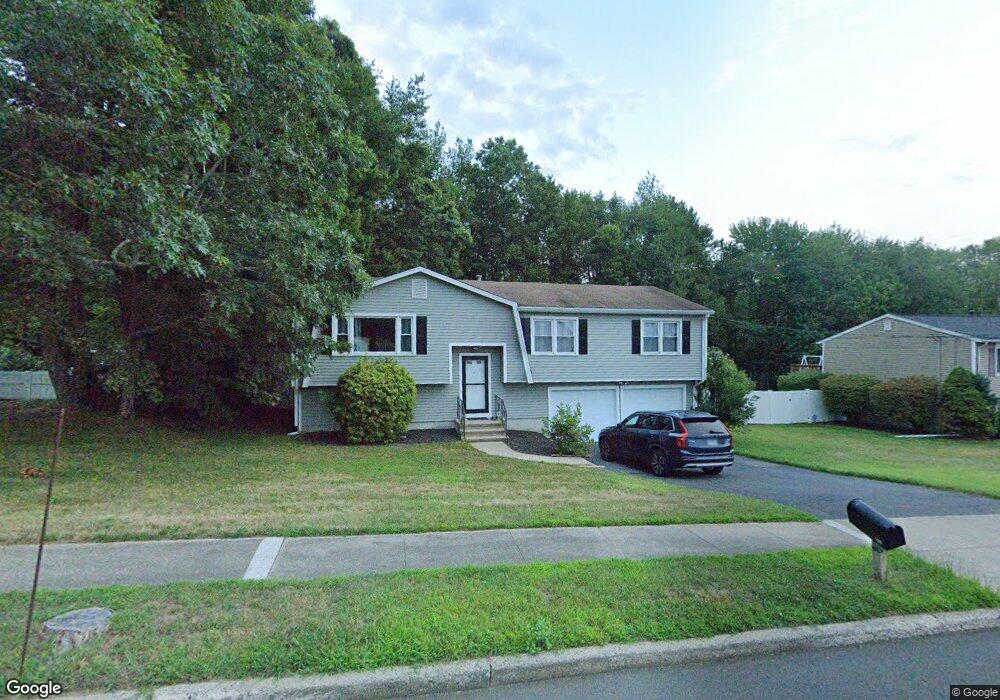 200 Shingle Hill Rd, West Haven, CT 06516 - photo 1