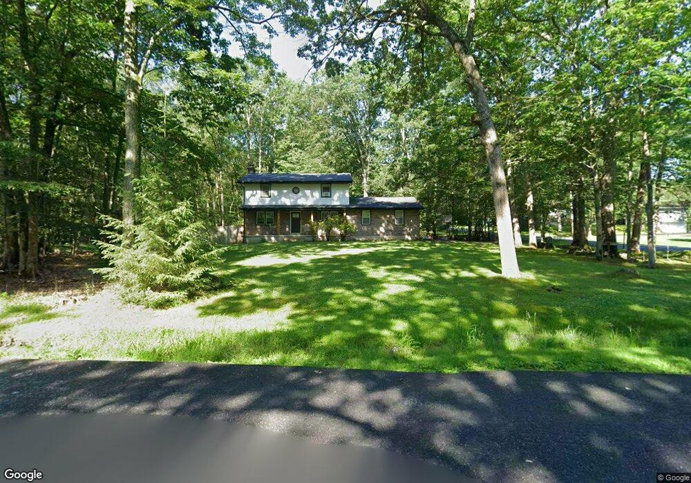 1015 Maple Ln, Stroudsburg, PA 18360 - photo 1