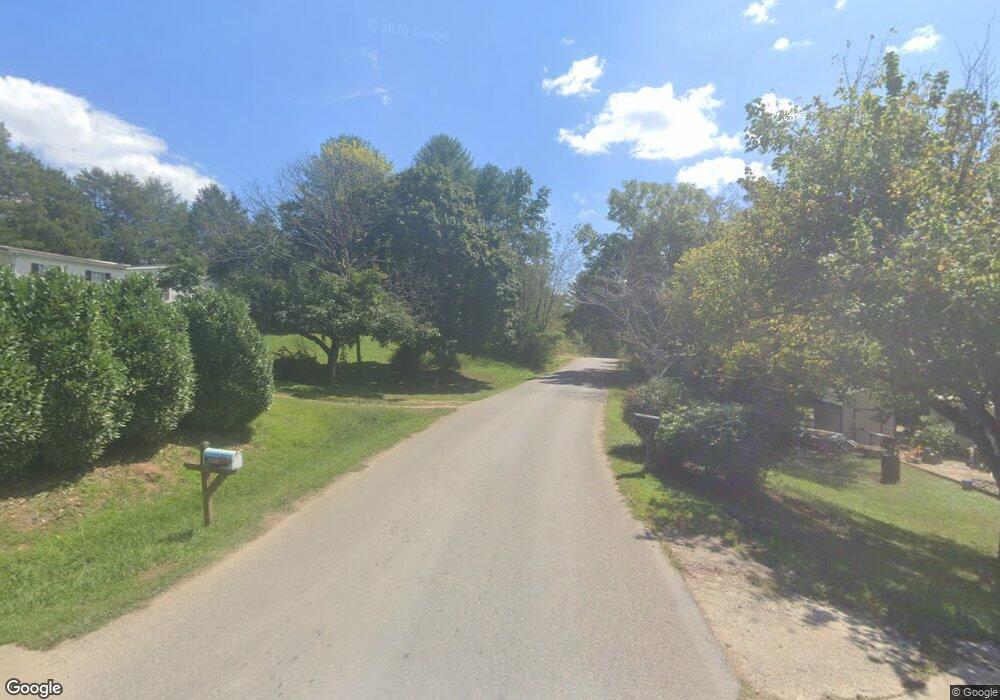 106 Shadowwood Dr, Leicester, NC 28748 - photo 1