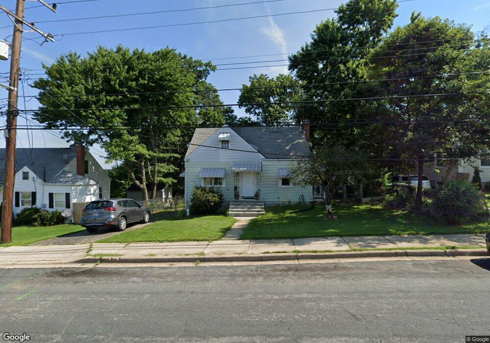 7606 Finns Ln, Lanham, MD 20706 - photo 1