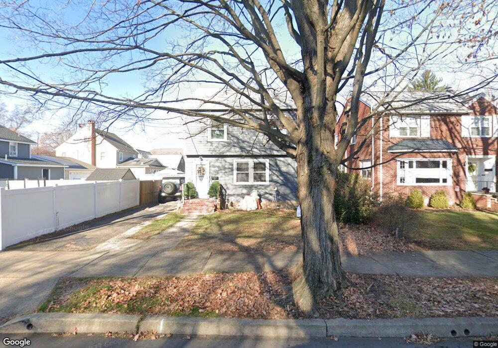 624 Meadowland Ave, Kingston, PA 18704 - photo 1