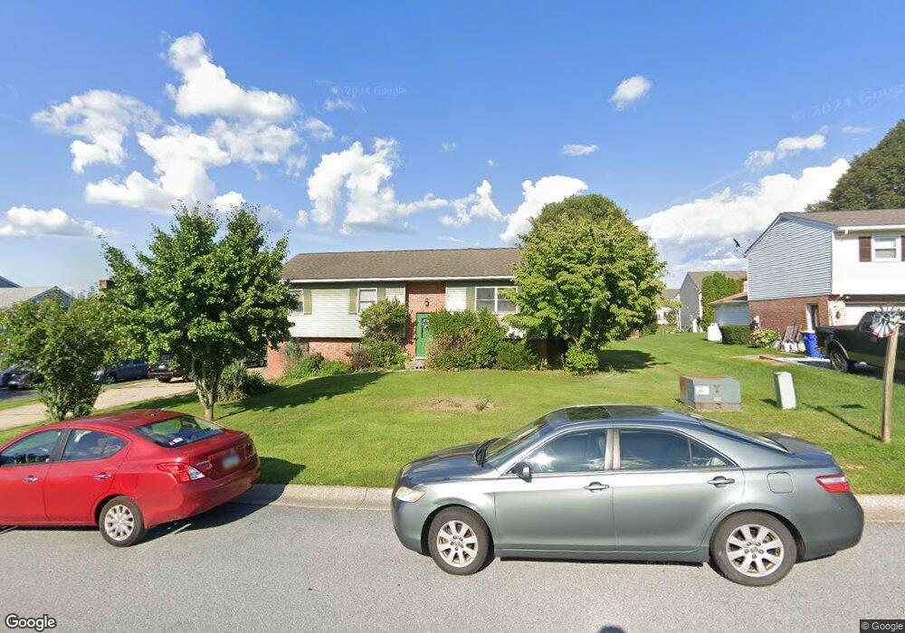 111 Meadow View Dr, Leola, PA 17540 - photo 1