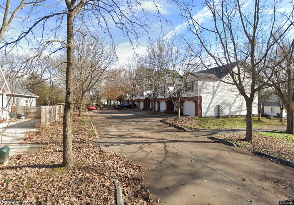 906 S Wood Ave, Fayetteville, AR 72701 - photo 1