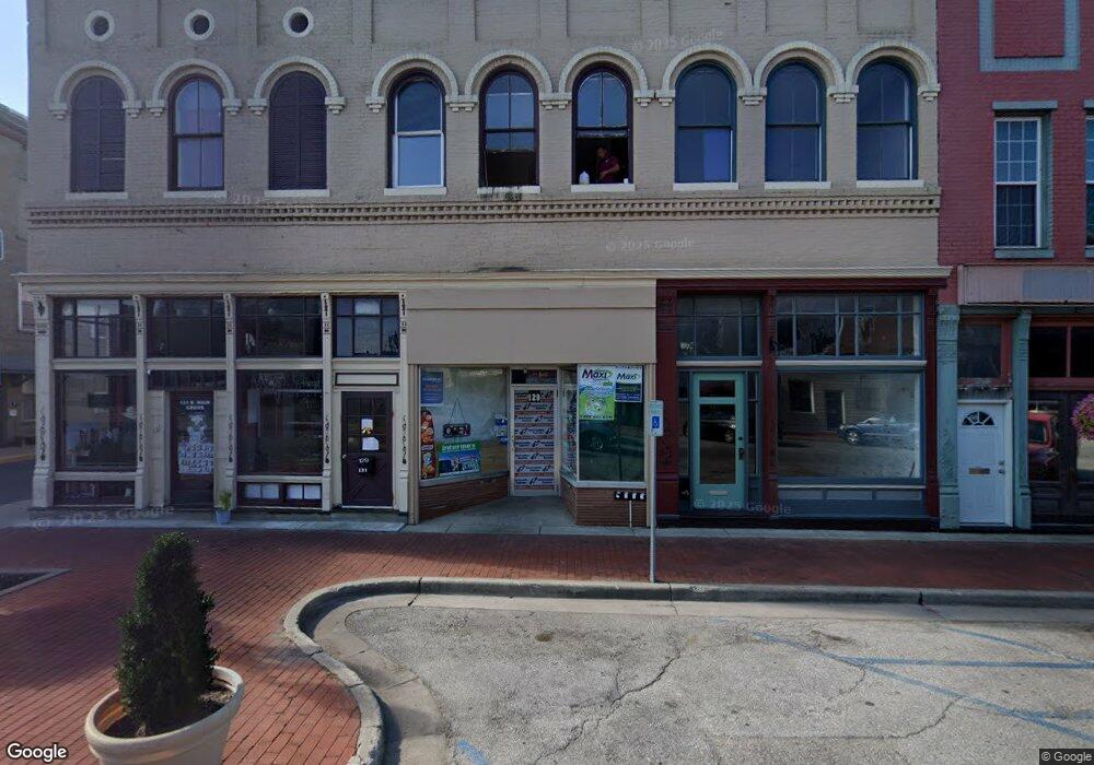 129 E Main Cross St, Edinburgh, IN 46124 - photo 1