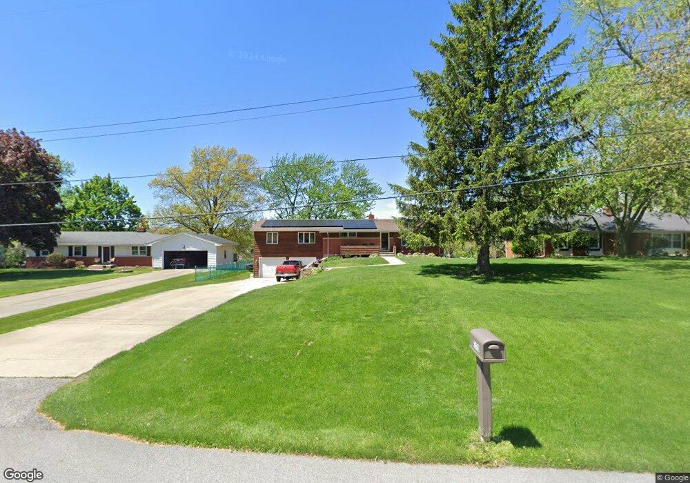 12420 Kingfisher Rd, Crown Point, IN 46307 - photo 1