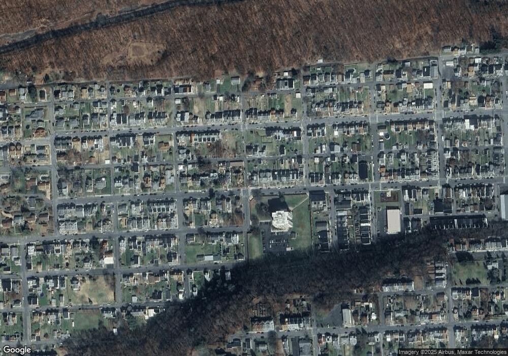 1341 W Arch St, Coal Township, PA 17866 - photo 1