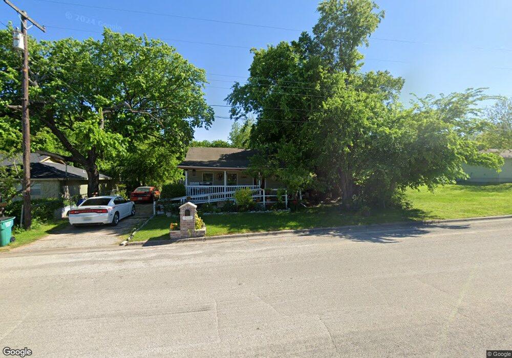 616 Anthony St, Gainesville, TX 76240 - photo 1