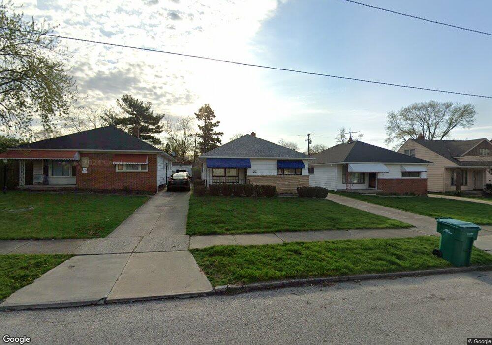 5037 Philip Ave, Maple Heights, OH 44137 - photo 1