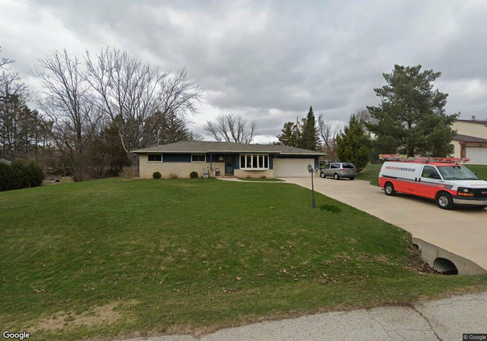 S65W12962 Longfellow Ln, Muskego, WI 53150 - photo 1