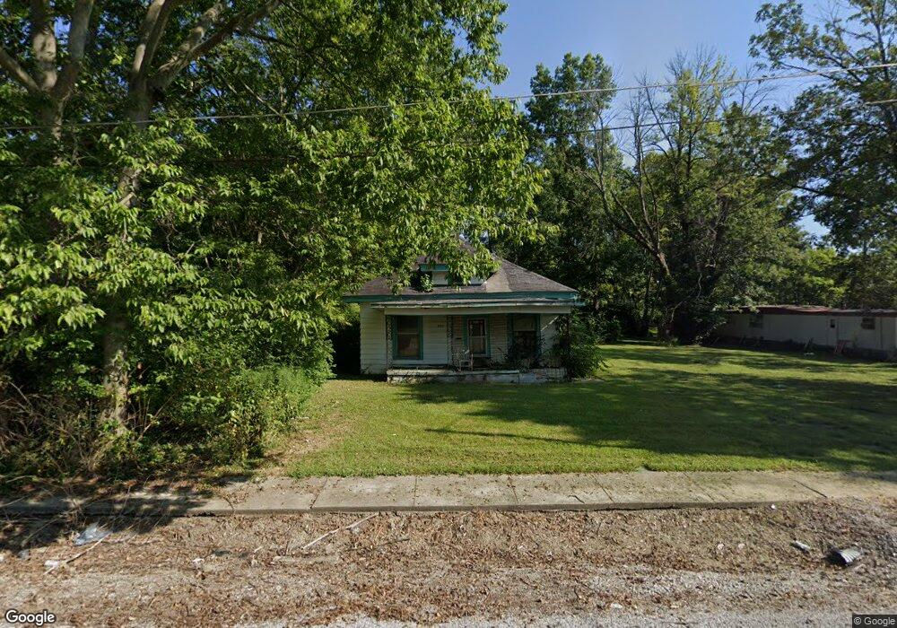 620 W Elm St, Harrisburg, IL 62946 - photo 1