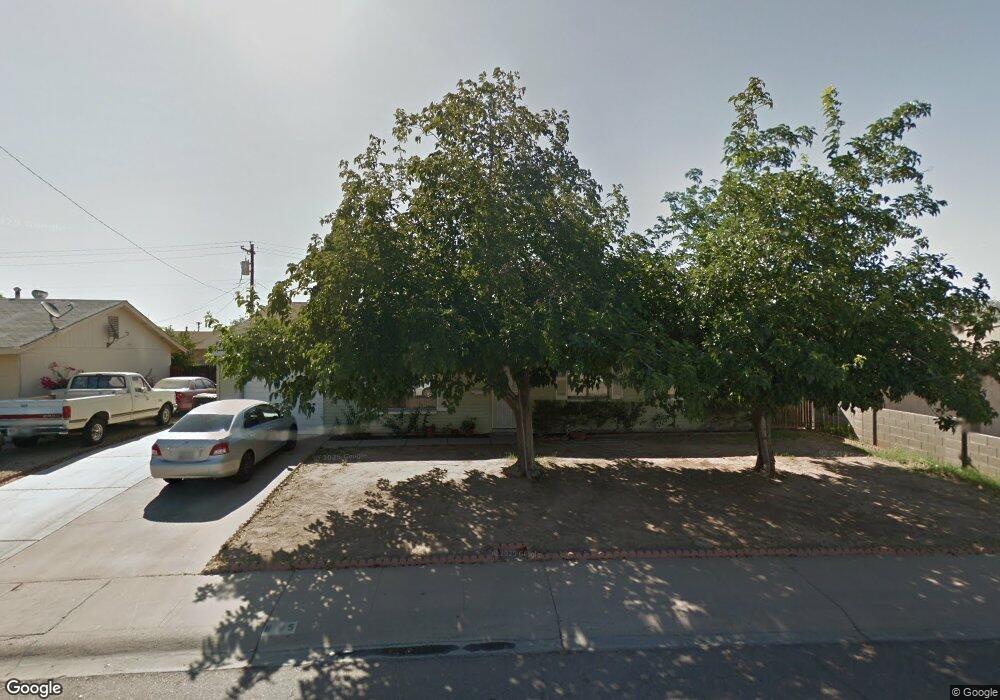 8135 W Piccadilly Rd, Phoenix, AZ 85033 - photo 1