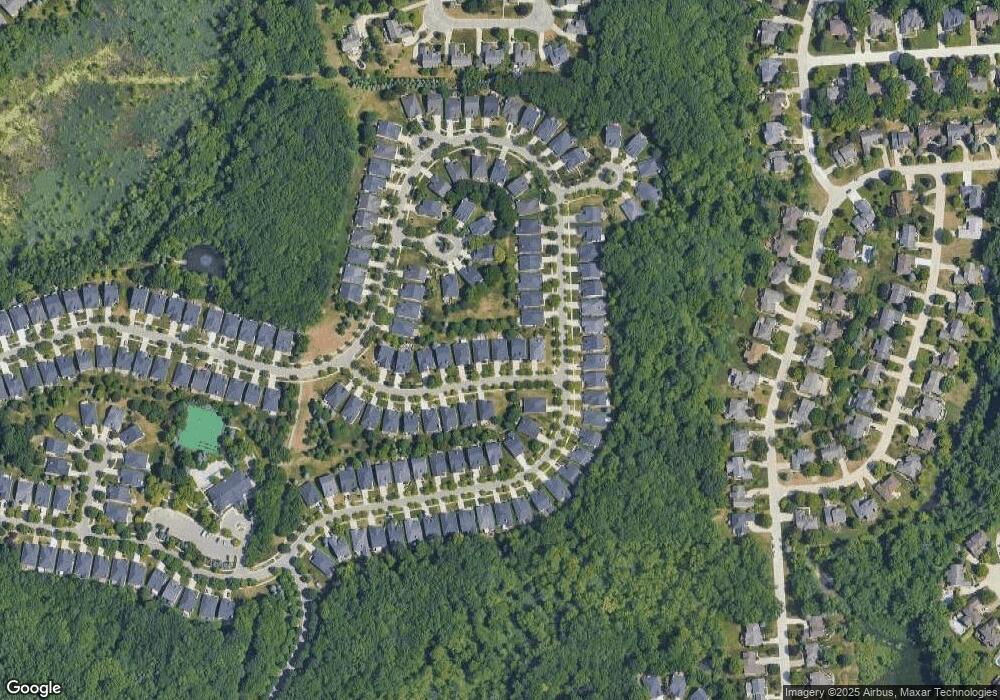 3720 Crestwood Dr, Auburn Hills, MI 48326 - photo 1