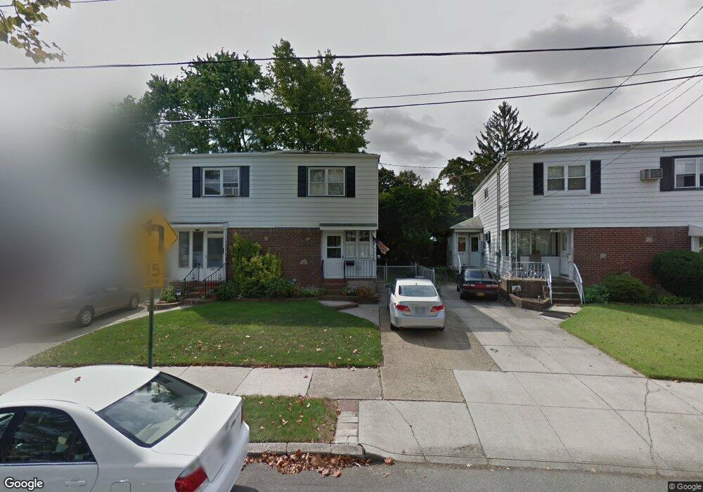 13708 64th Rd, Flushing, NY 11367 - photo 1