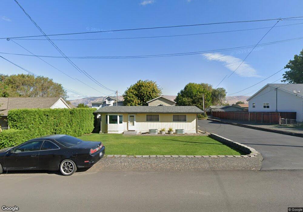 2429 E 14th St, the Dalles, OR 97058 - photo 1