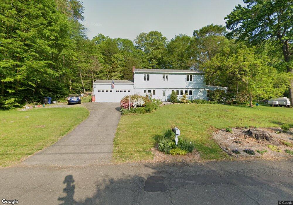 59 Shawnee Rd, Trumbull, CT 06611 - photo 1