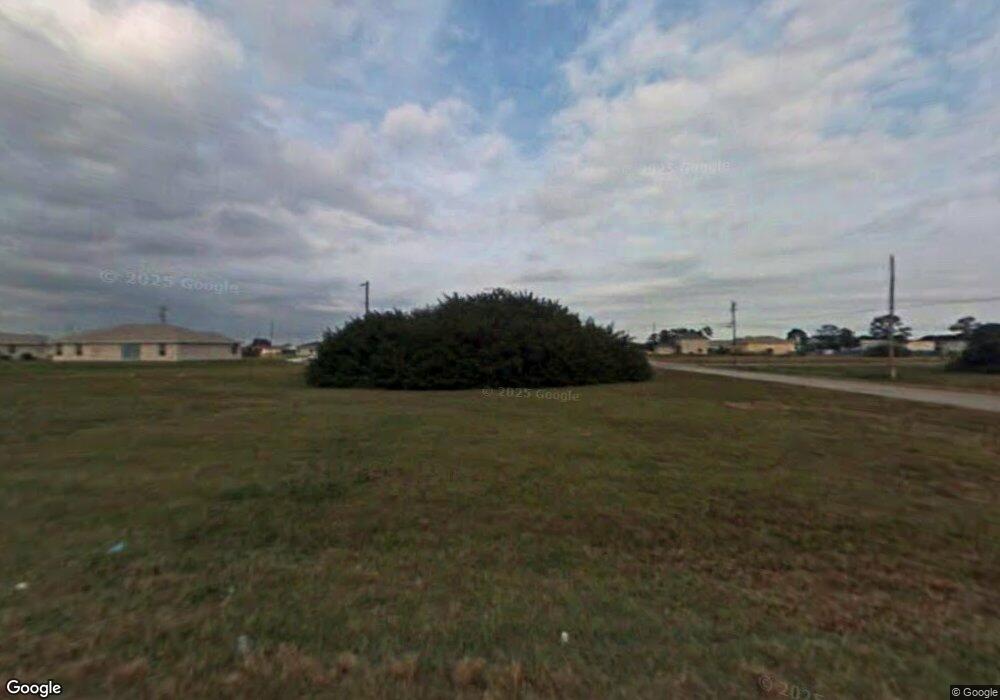 439 NE 2nd Ave, Cape Coral, FL 33909 - photo 1