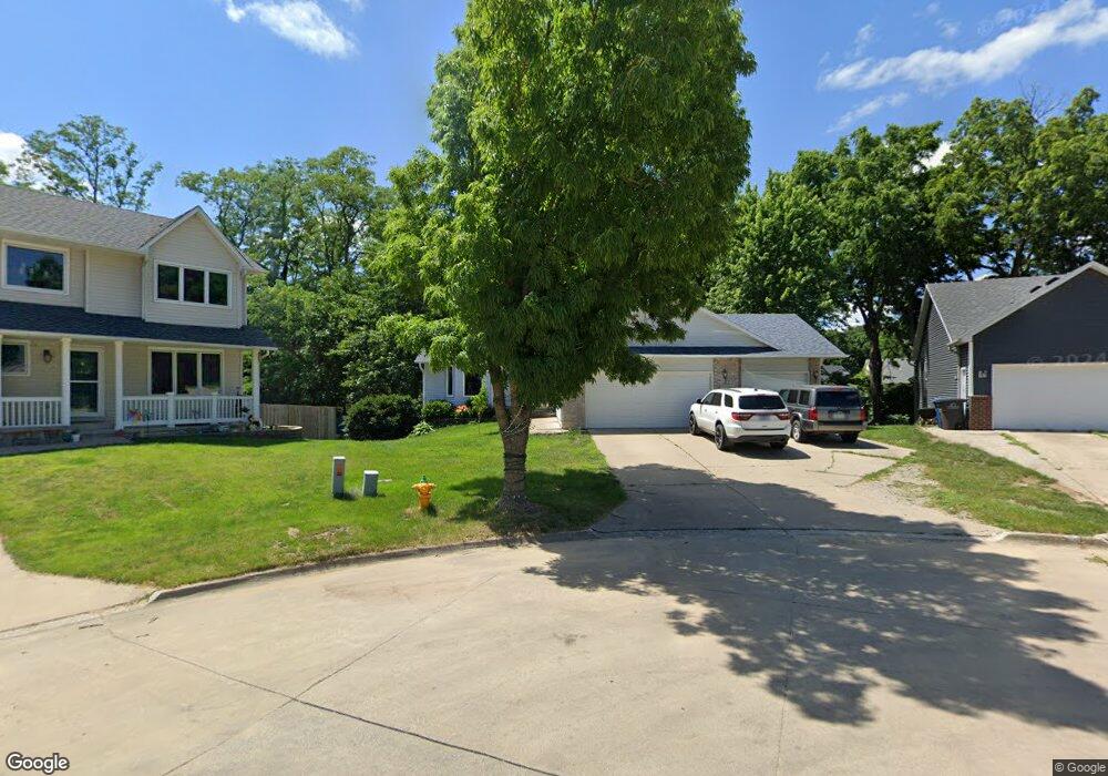 3018 Timber Hill Ct, Des Moines, IA 50320 - photo 1