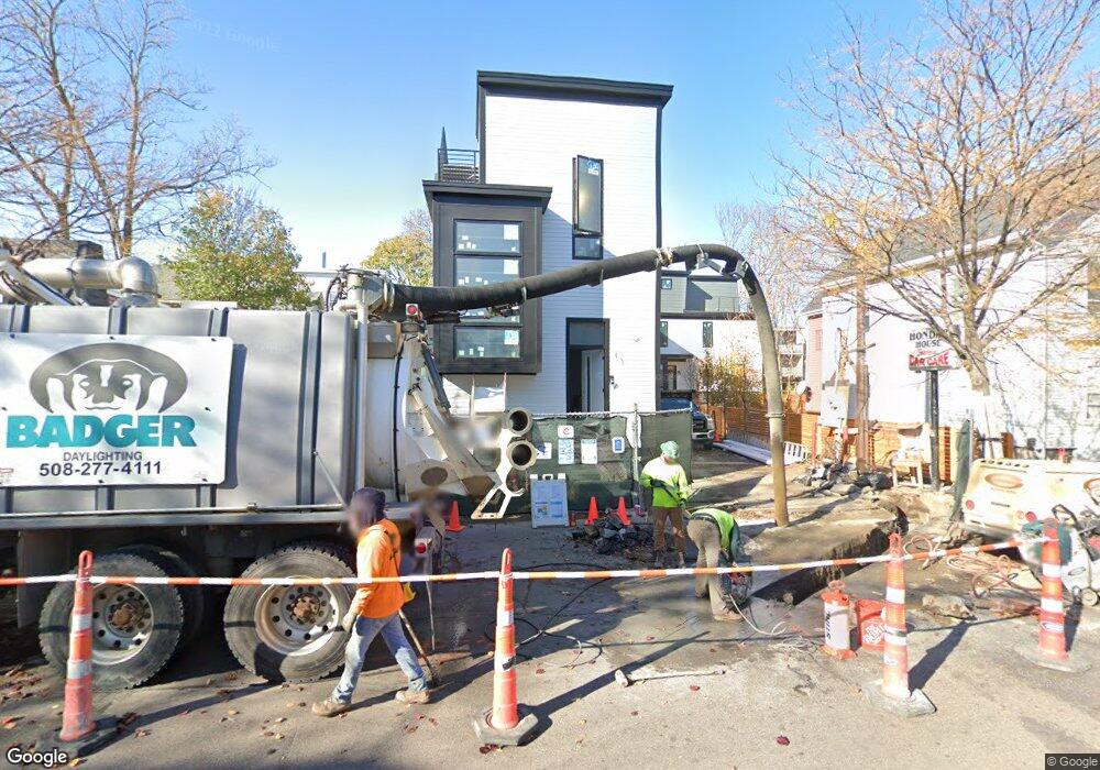 223 Prospect St unit 220-2, Cambridge, MA 02139 - photo 1