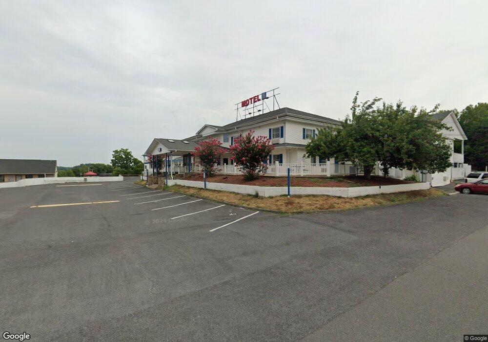 141 W 15th St, Front Royal, VA 22630 - photo 1