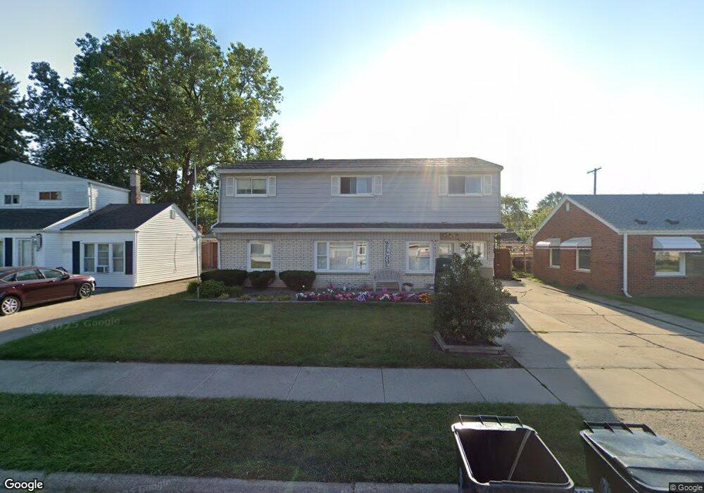 26740 Clancy St, Roseville, MI 48066 - photo 1