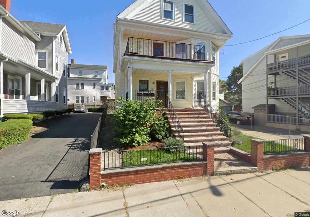 11 Upham St, Malden, MA 02148 - photo 1