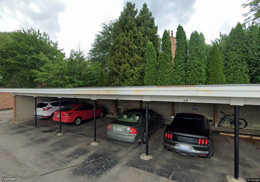 360 Billingsgate Ct, Bloomfield Hills, MI 48301 - photo 1