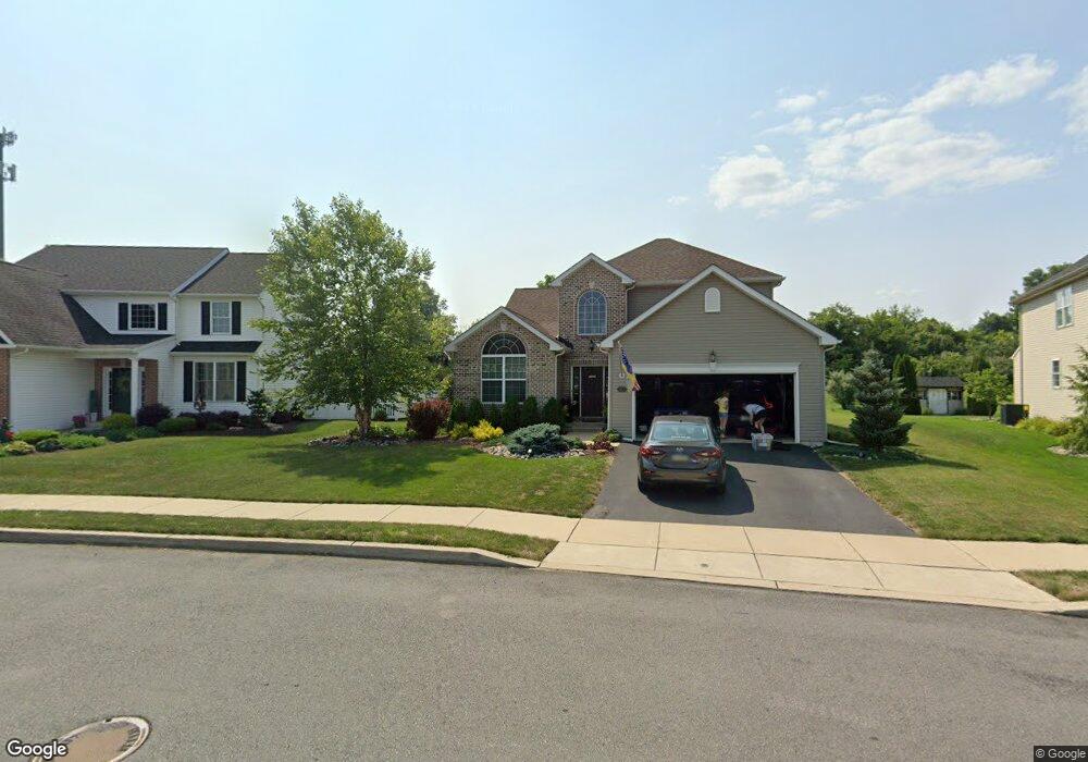 663 Mulberry Dr, Nazareth, PA 18064 - photo 1