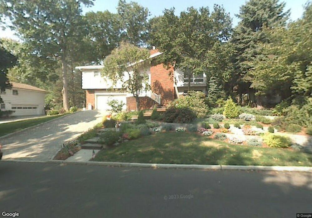 658 Floyd St, Englewood Cliffs, NJ 07632 - photo 1
