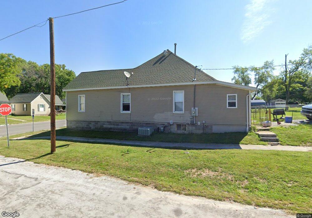 836 Concannon St, Moberly, MO 65270 - photo 1