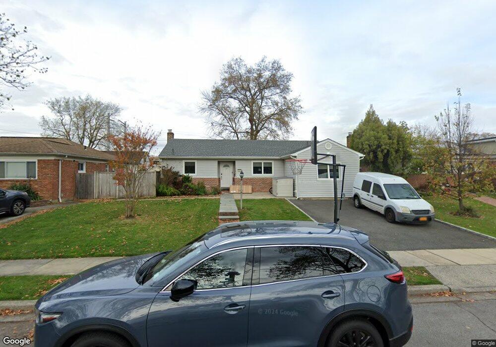 1542 Kew Ave, Hewlett, NY 11557 - photo 1