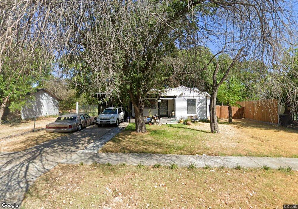 518 Clarice St, Grand Prairie, TX 75051 - photo 1