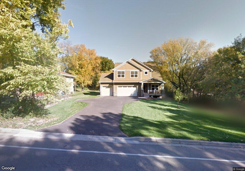 5013 Williston Rd, Minnetonka, MN 55345 - photo 1