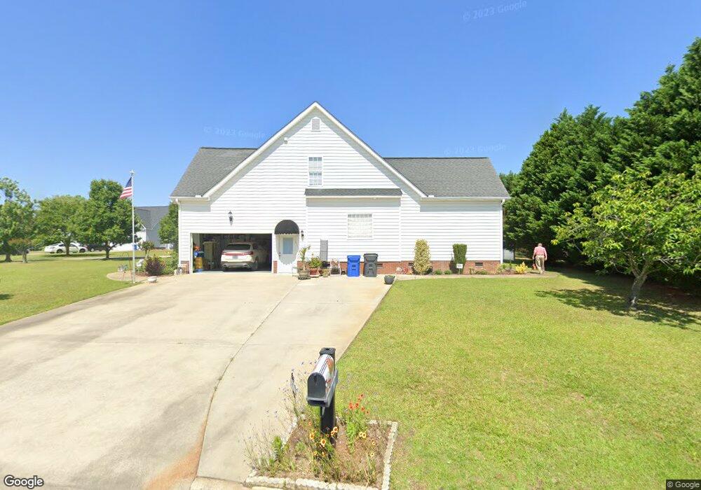 561 Milton Dr, Winterville, NC 28590 - photo 1