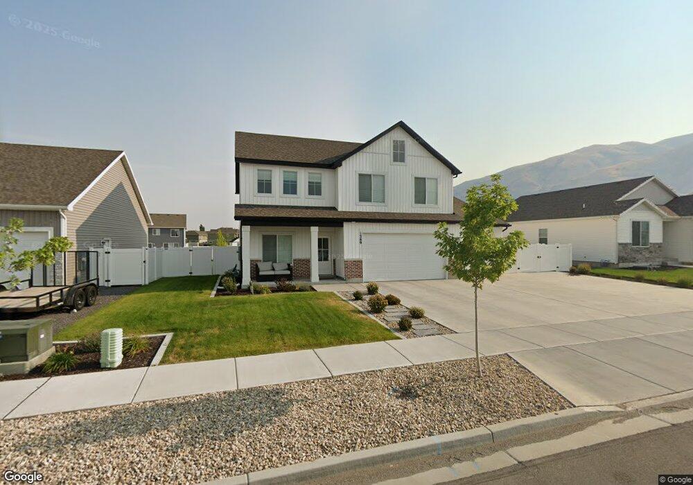 1289 E 480 S, Hyrum, UT 84319 - photo 1