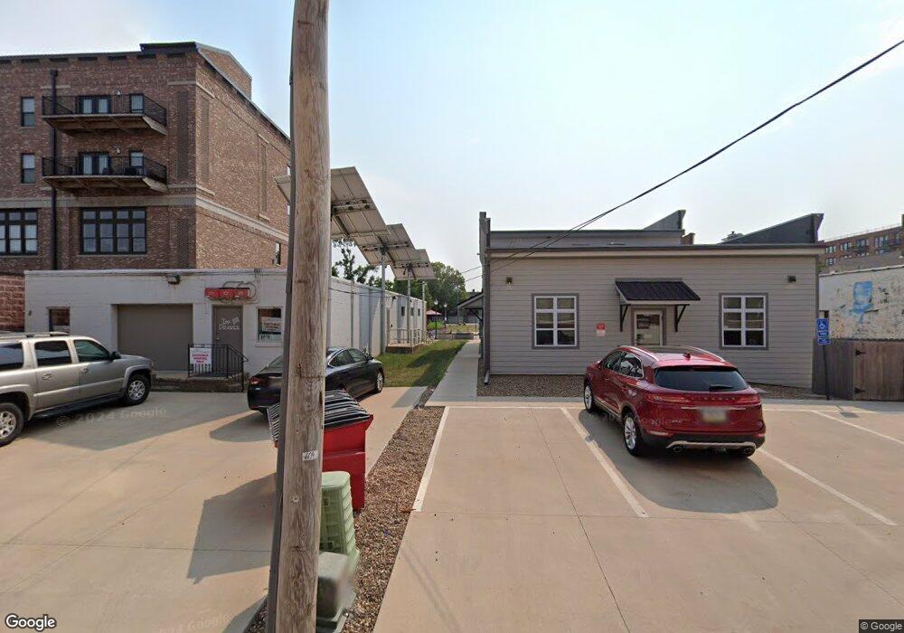 1010 3rd St SE unit 2nd Floor, Cedar Rapids, IA 52401 - photo 1