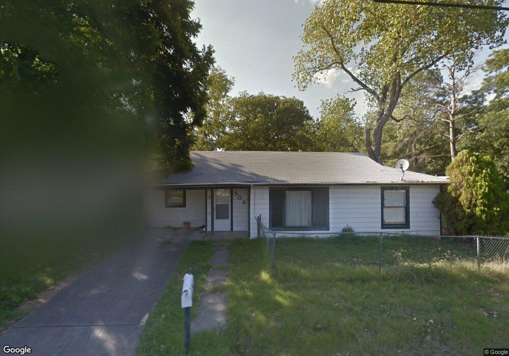 506 Euclid St, Cleburne, TX 76033 - photo 1