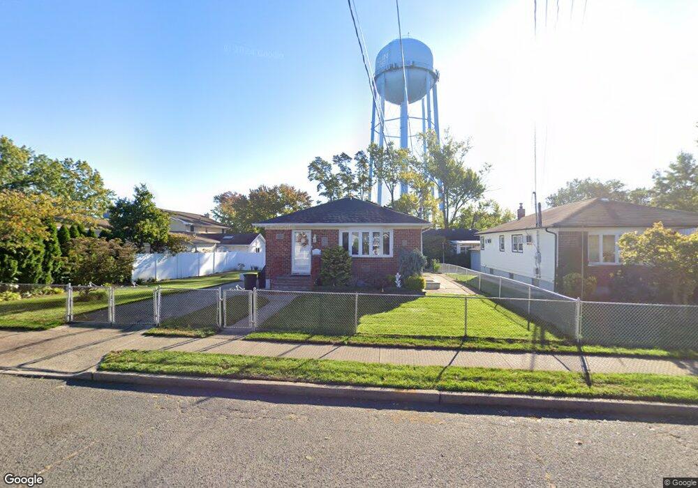 371 Doris Ave, Franklin Square, NY 11010 - photo 1