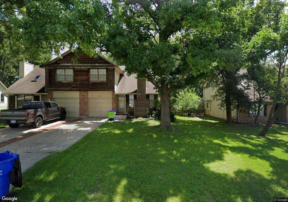 6243 Rene St, Shawnee, KS 66216 - photo 1