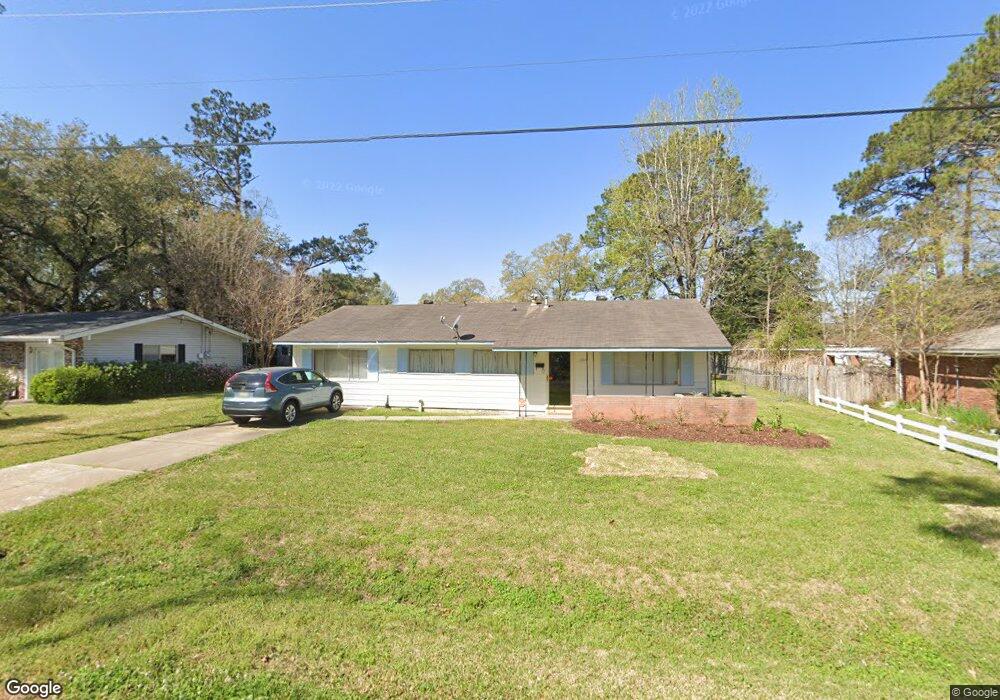 204 Butler St, McComb, MS 39648 - photo 1