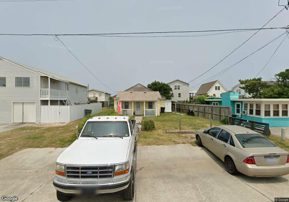 112 E Carlton Ave, Kill Devil Hills, NC 27948 - photo 1