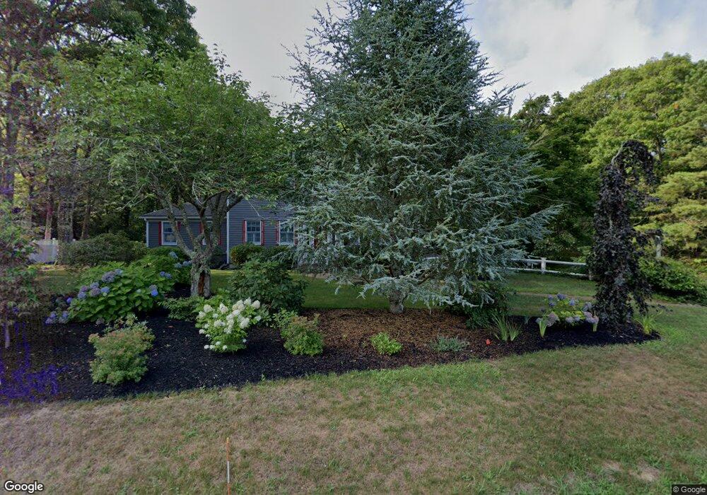 7 Eli Ln, East Falmouth, MA 02536 - photo 1