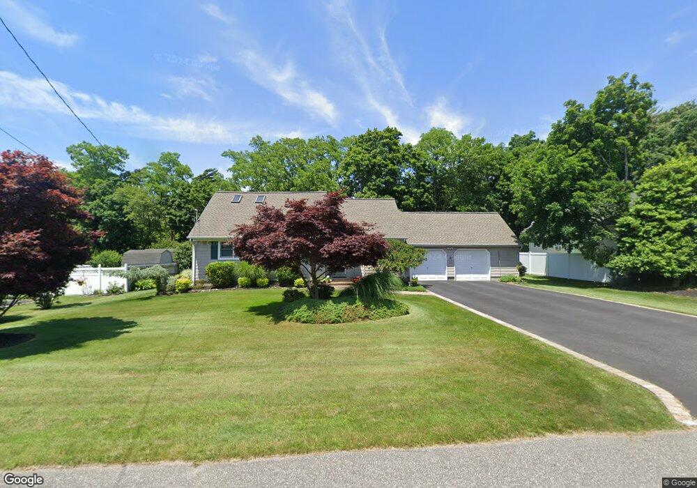 31 Locust St, Bayport, NY 11705 - photo 1