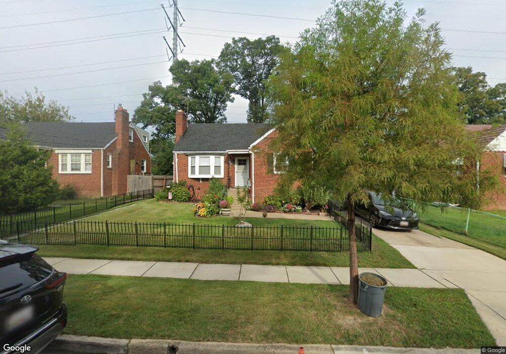 2260 Lewisdale Dr, Hyattsville, MD 20783 - photo 1
