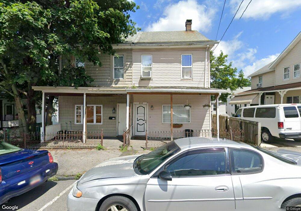 235 E Bertsch St, Lansford, PA 18232 - photo 1