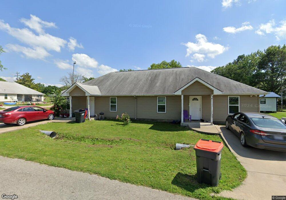 313 S Spencer St, Colcord, OK 74338 - photo 1