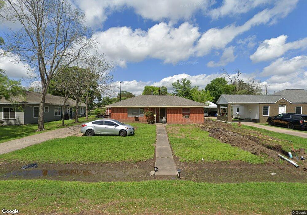 2809 5th St, Bay City, TX 77414 - photo 1
