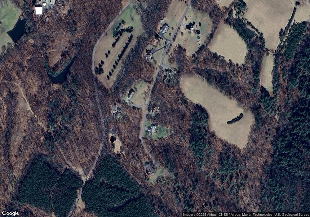 335 Hillcrest Ln, Berkeley Springs, WV 25411 - photo 1