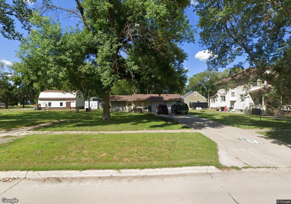 402 Diamond St, Onawa, IA 51040 - photo 1