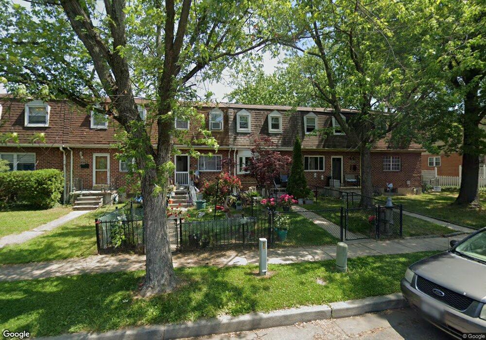 643 Kingston Rd, Middle River, MD 21220 - photo 1