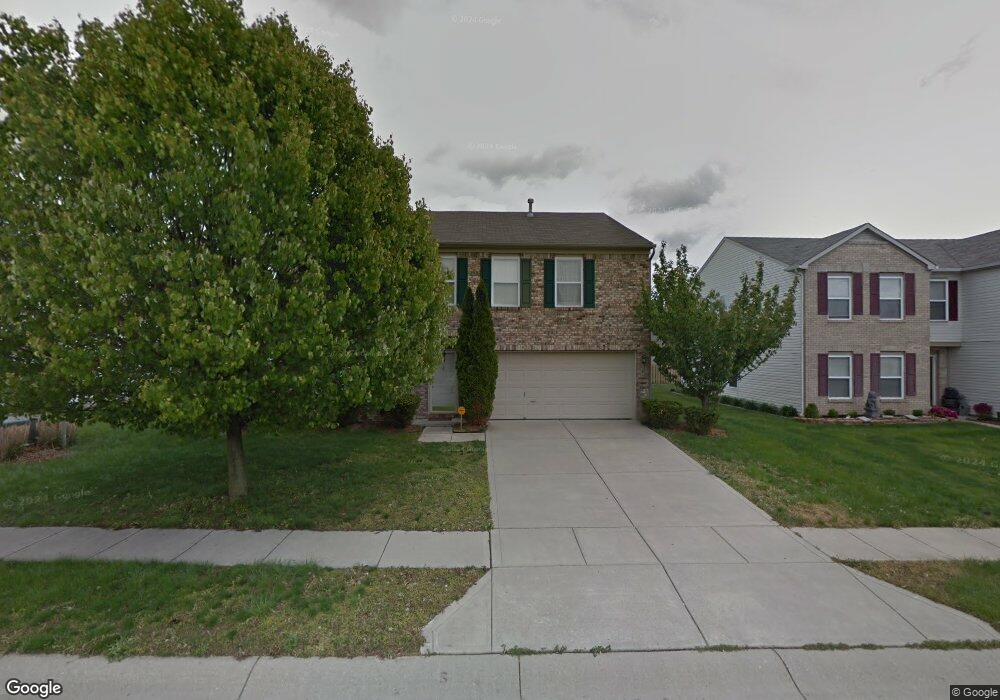 10289 Brushfield Ln, Fishers, IN 46037 - photo 1